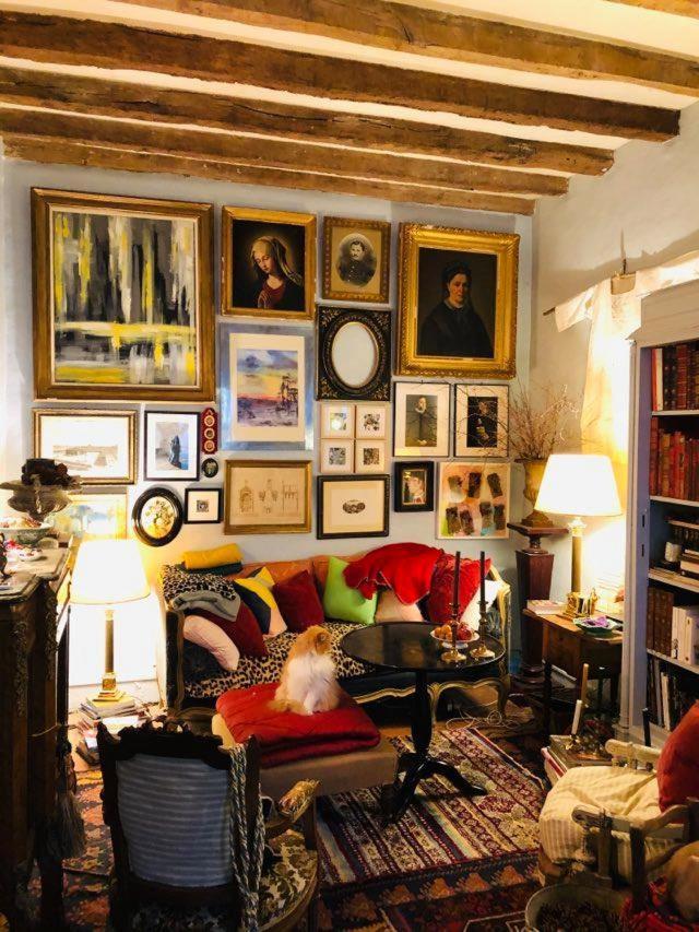 Maison D'Hotes "Les Volets Verts" Et Sa Brocante Ecueille Exteriör bild